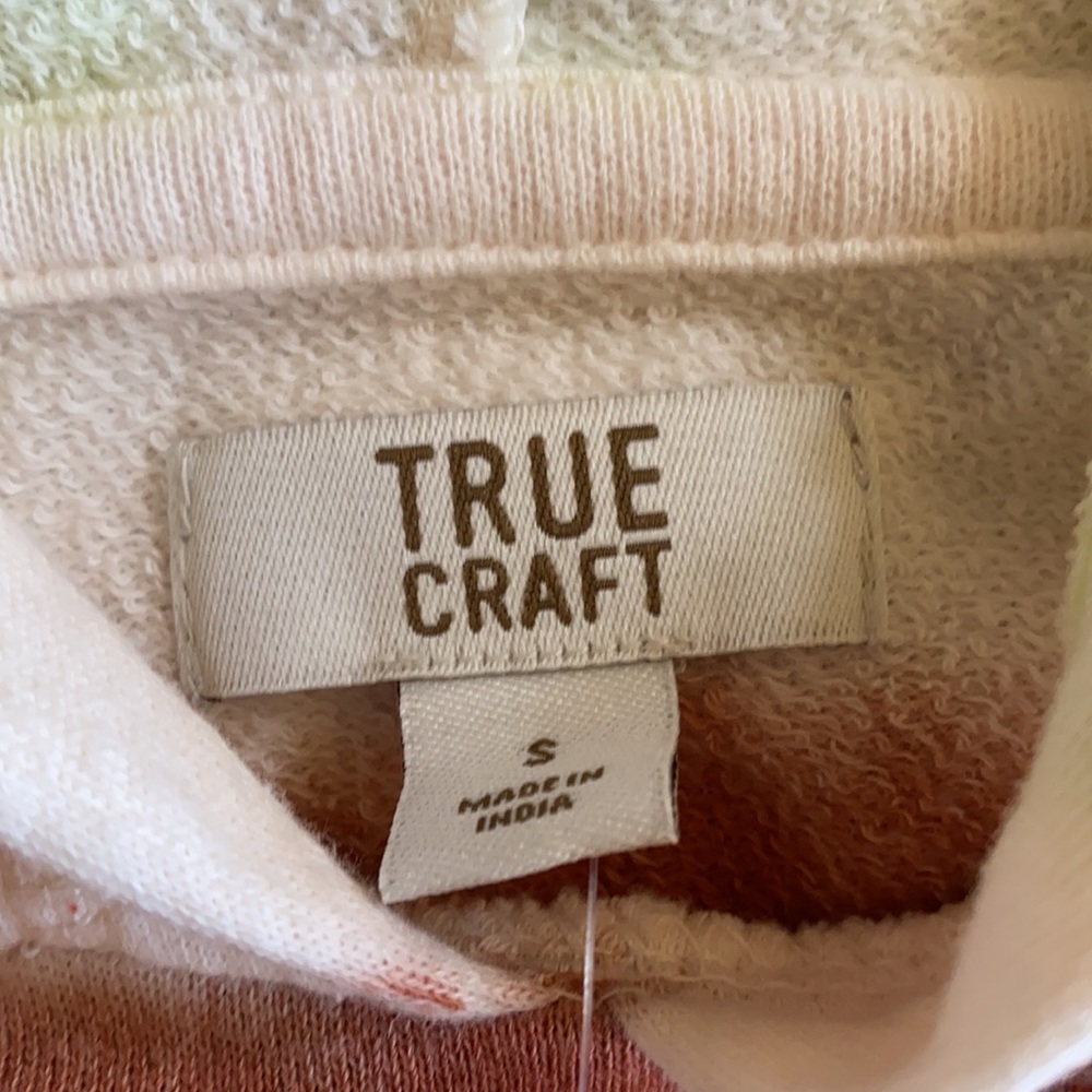 NWT! True Craft women’s size small tie dye hoodie - Picture 5 of 7